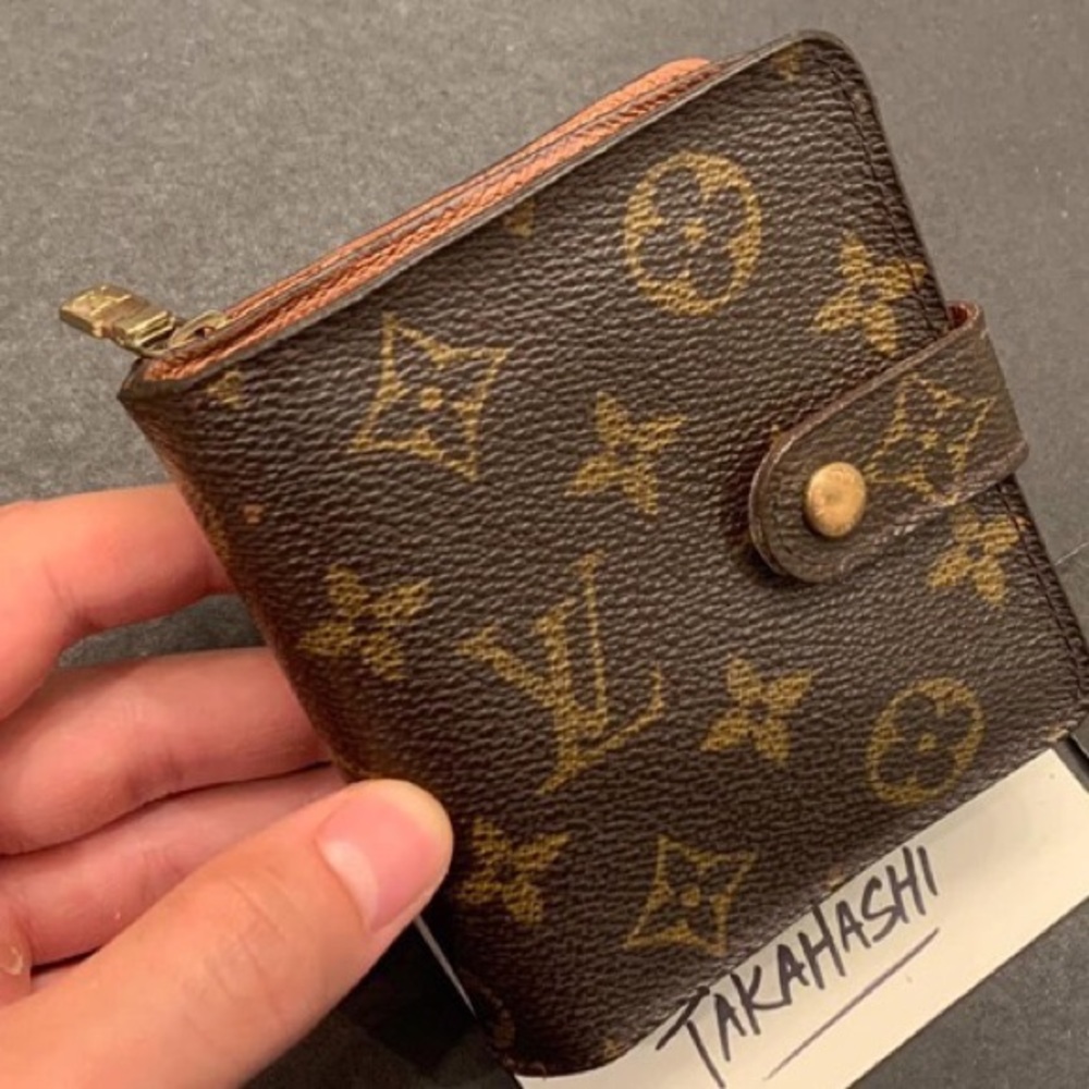Authentic Louis Vuitton wallet